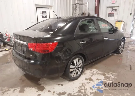 2013 Kia Forte Ex z USA, uszkodzony, nr VIN KNAFU4A24D5737455